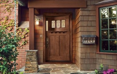 ¿Qué madera es la mejor para puertas de exterior?