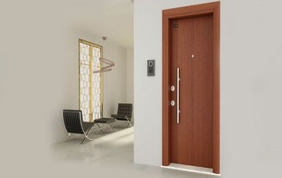 Seguridad y decoración, cómo elegir la puerta de entrada adecuada