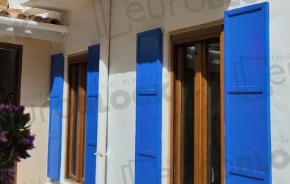 Ventanas de Madera para Puertas Rústicas y Casas de Campo