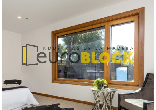 Casas con Ventanas de Madera 2