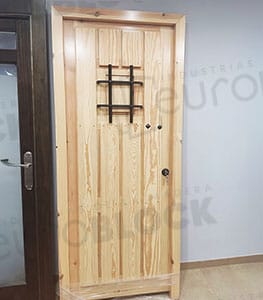 Diseños de puertas principales de madera