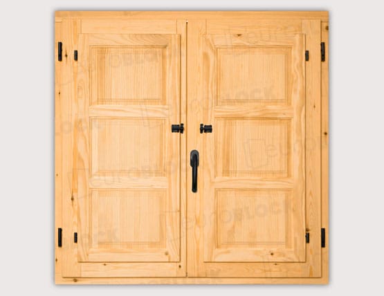 Ventana ciega de madera