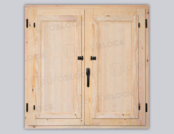 Ventana ciega de madera