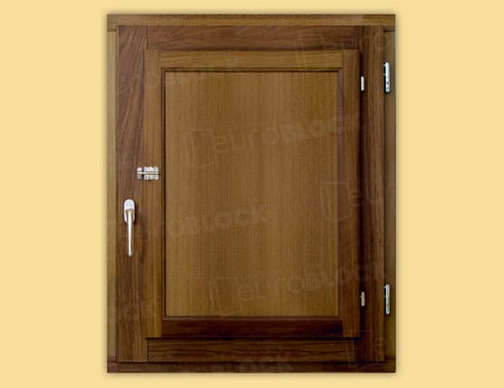 Ventana ciega de madera
