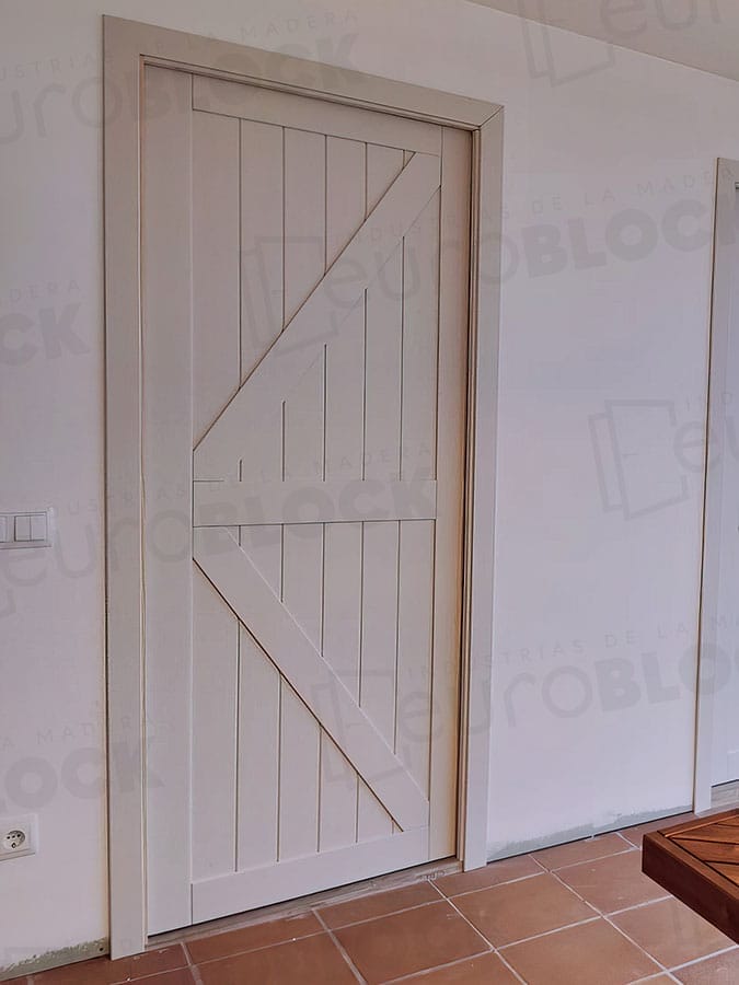 Foto Rodapies blancos y lacados cliente 4