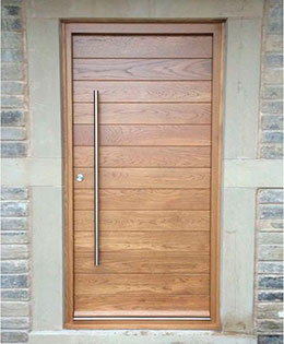 Seguridad de las puertas de exterior de madera