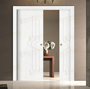 Puerta blanca con 3 rayas modelo Noria