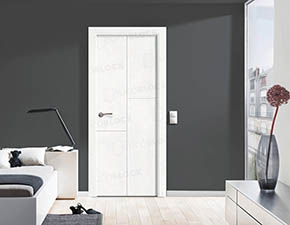 Puerta blanca con 3 rayas modelo PVT4