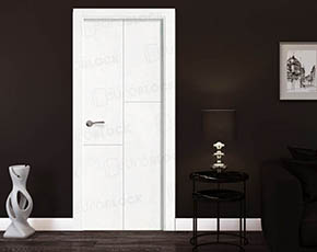 Puerta blanca con 3 rayas modelo PVT4