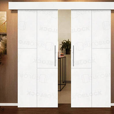Puerta blanca con 3 rayas modelo PVT4