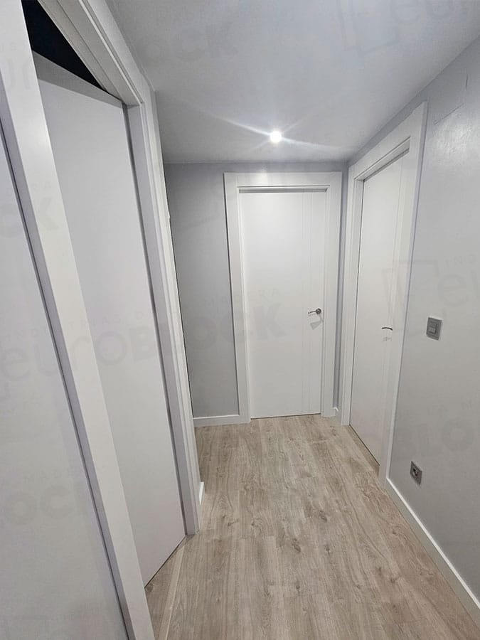 Puerta Block de Interior Lacada Blanca PL1