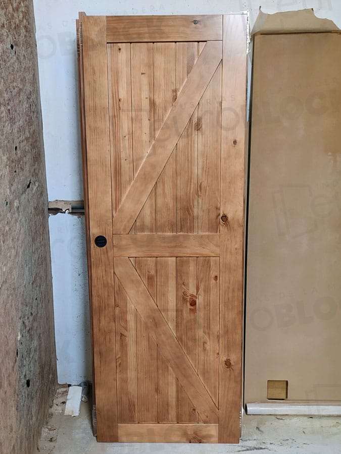 Puerta Corredera de Interior de Madera GR001 Teñida
