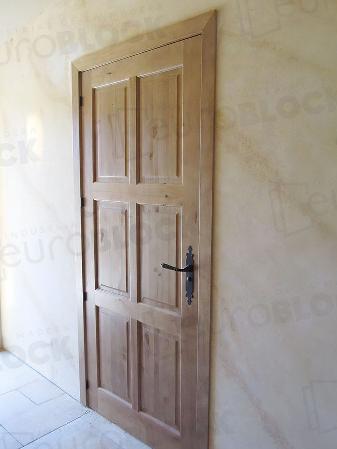 Puerta Block Rústica de Madera Bravo