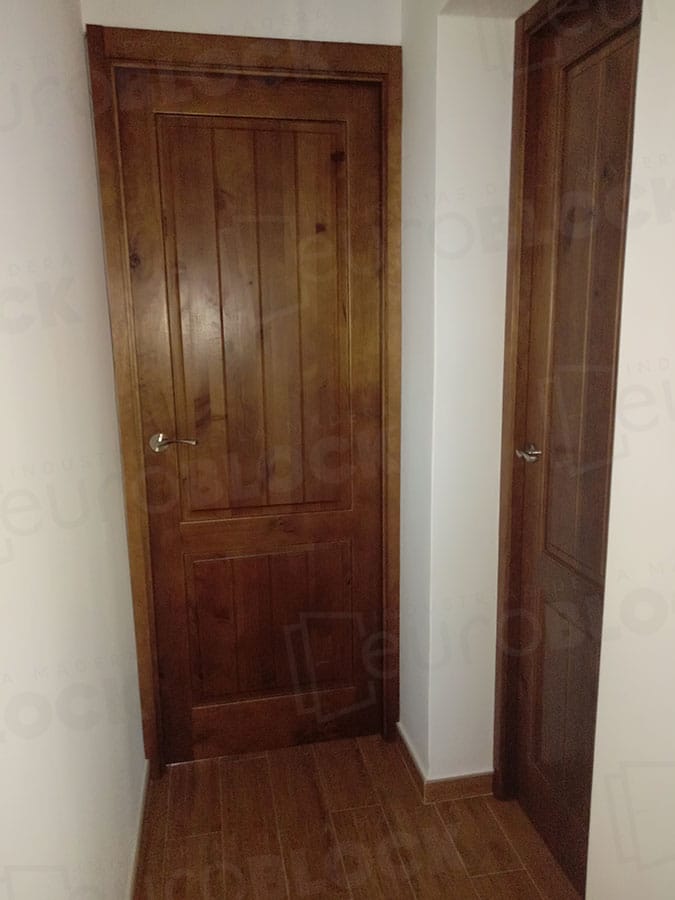 Puerta Block Rústica de Madera Heraldo